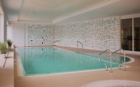 Waterlane Island - Riverview Pool, Spa & Gym By Downtown Apartments